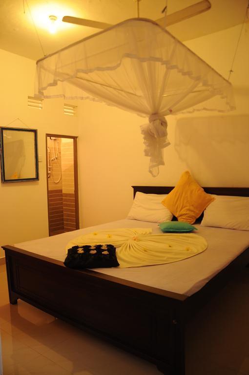 Thenu Rest Guest House Galle Bilik gambar
